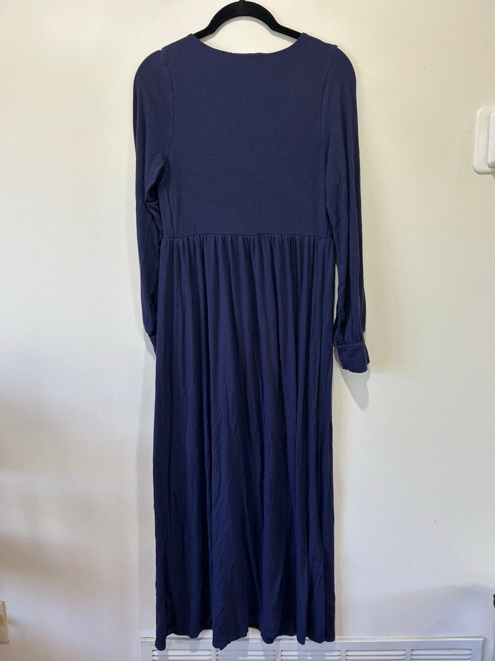 The Nines by Hatch maternity maxi dress blue size XS soft stretchy v neck